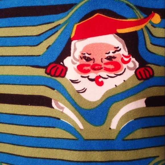 💥SALE💥 LULAROE OS 12/22 SANTA CHRISTMAS LEGGINGS - Picture 5 of 8